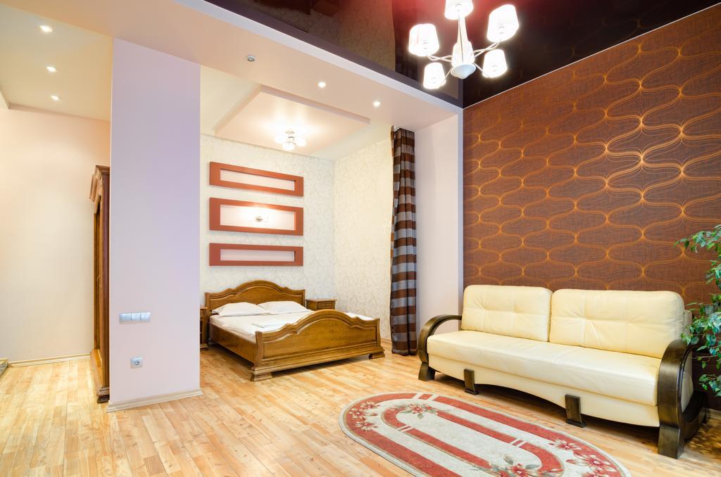Leogrand Apartments On Doroshenka 34 Lviv Exterior photo